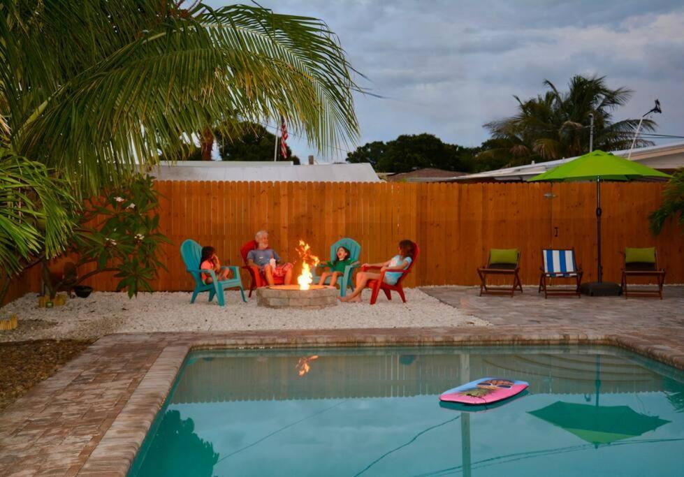 Tropical Retreat Near Beaches, Cruise Terminals Merritt Island 외부 사진